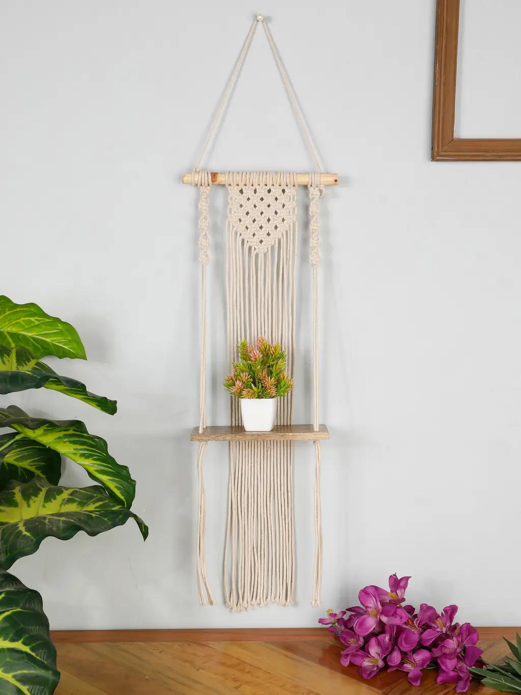 macrame wall hanging top center triangle small diamond shaped holes, off-white, 8x5 1