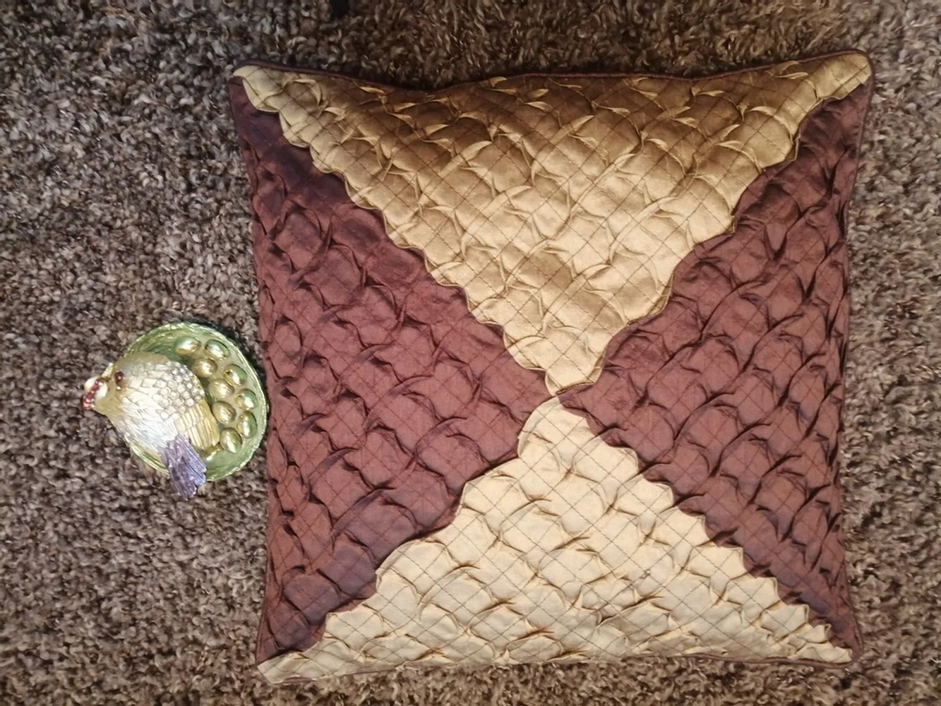 wave pattern cushion cover brown golden 1