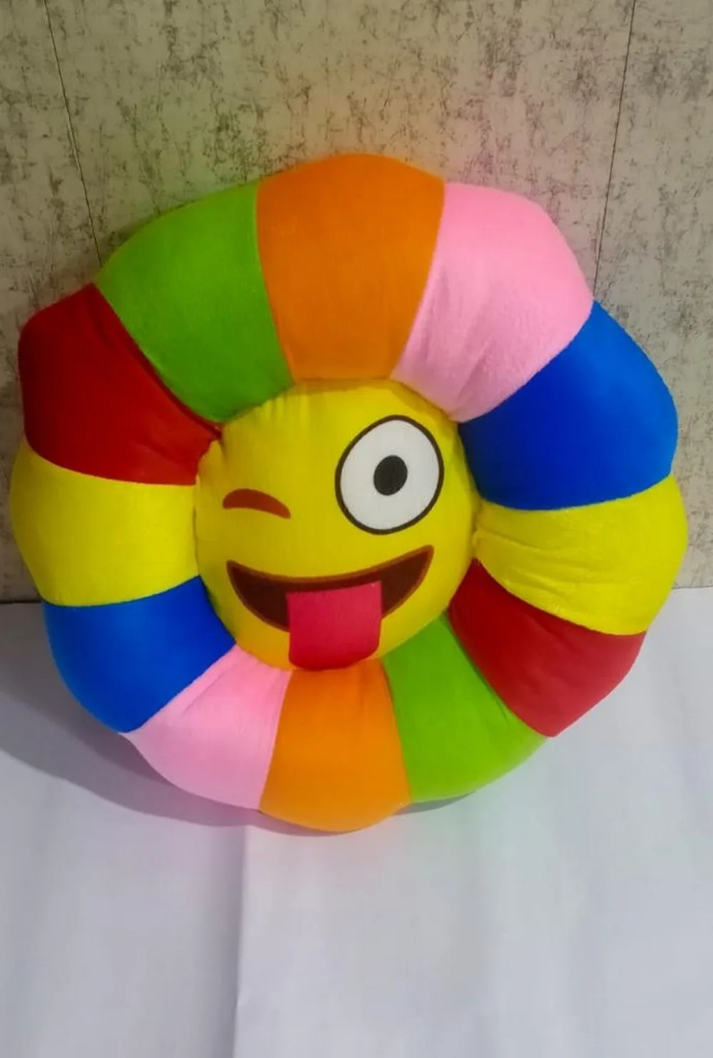 sunflower emoji colorful kids round cushion, 16x16, wink