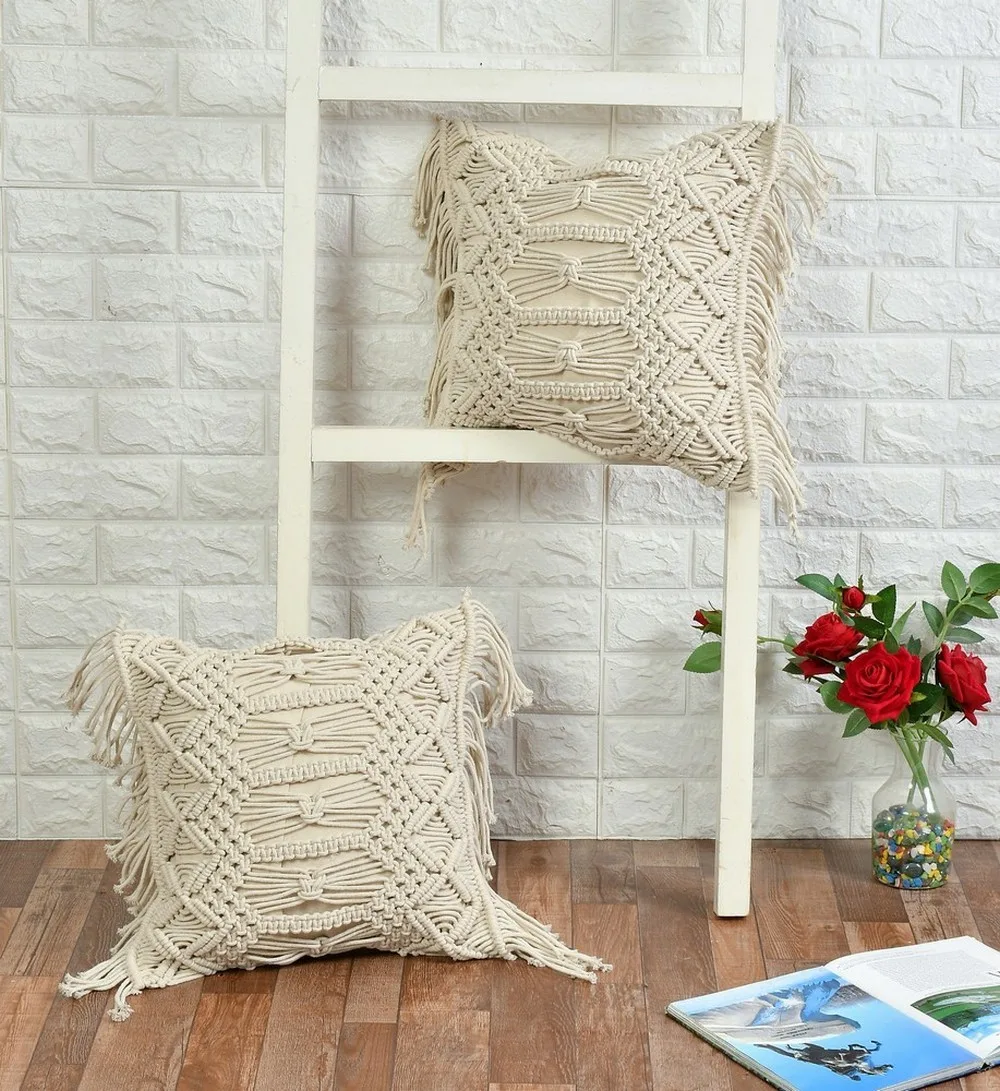 Macrame cushion cover top bottom diamonds, inner small knots, center vertical knot, 16x16, off-white