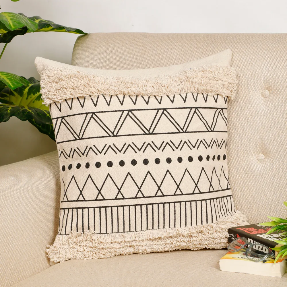 Printed High Cut Tufted Cushion Cover Tribal design, 20x20, off-white
