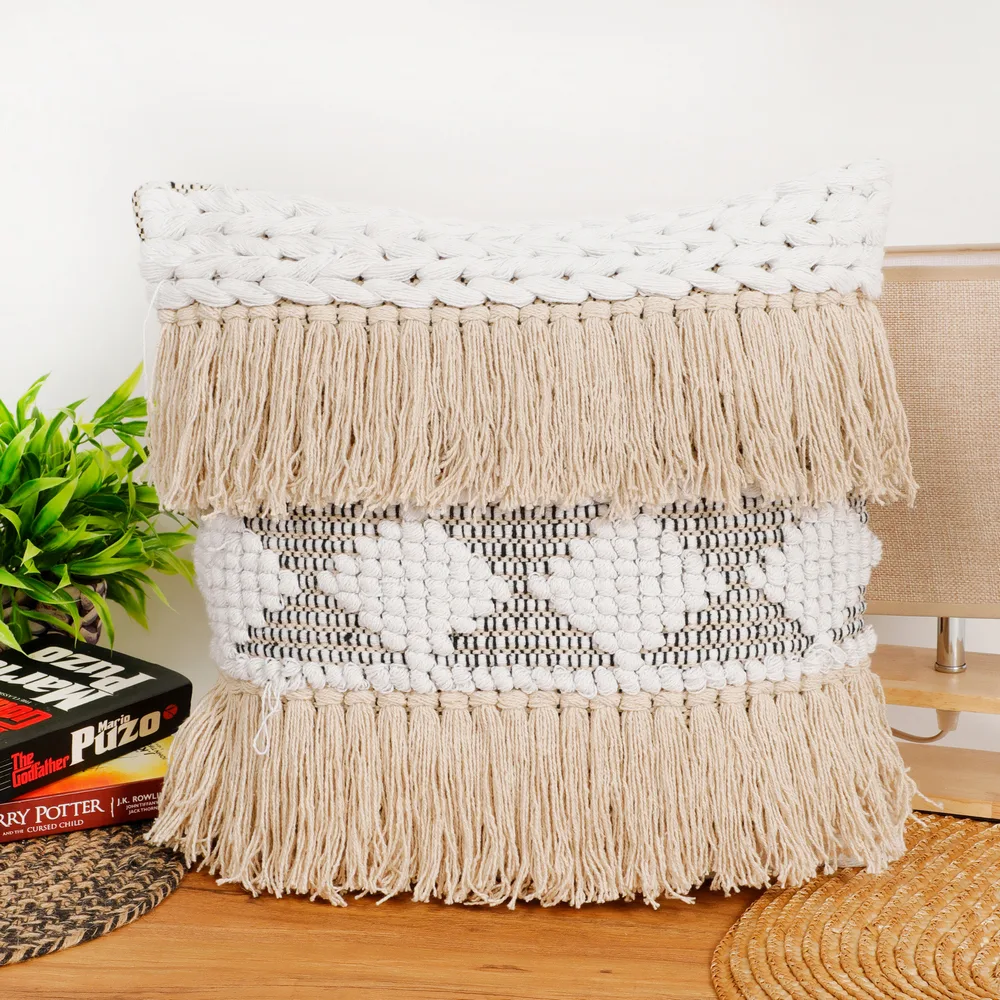Dhurrie cushion cover knotted, fringes, diamonds, 16x16, white, black