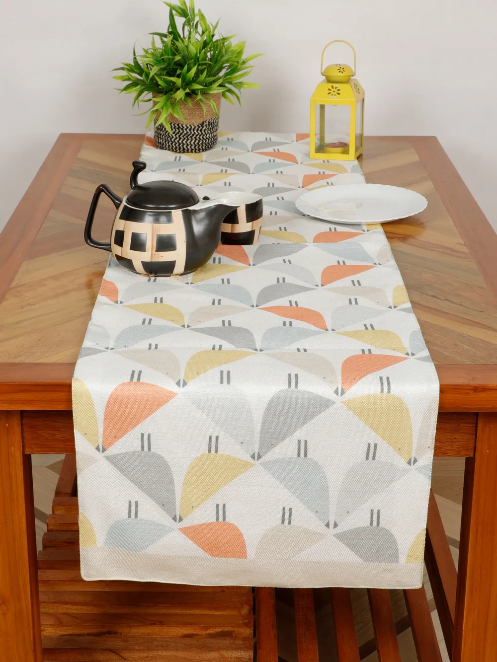 Cotton polyester printed table runner, birds, 54x14, white, yellow, orange