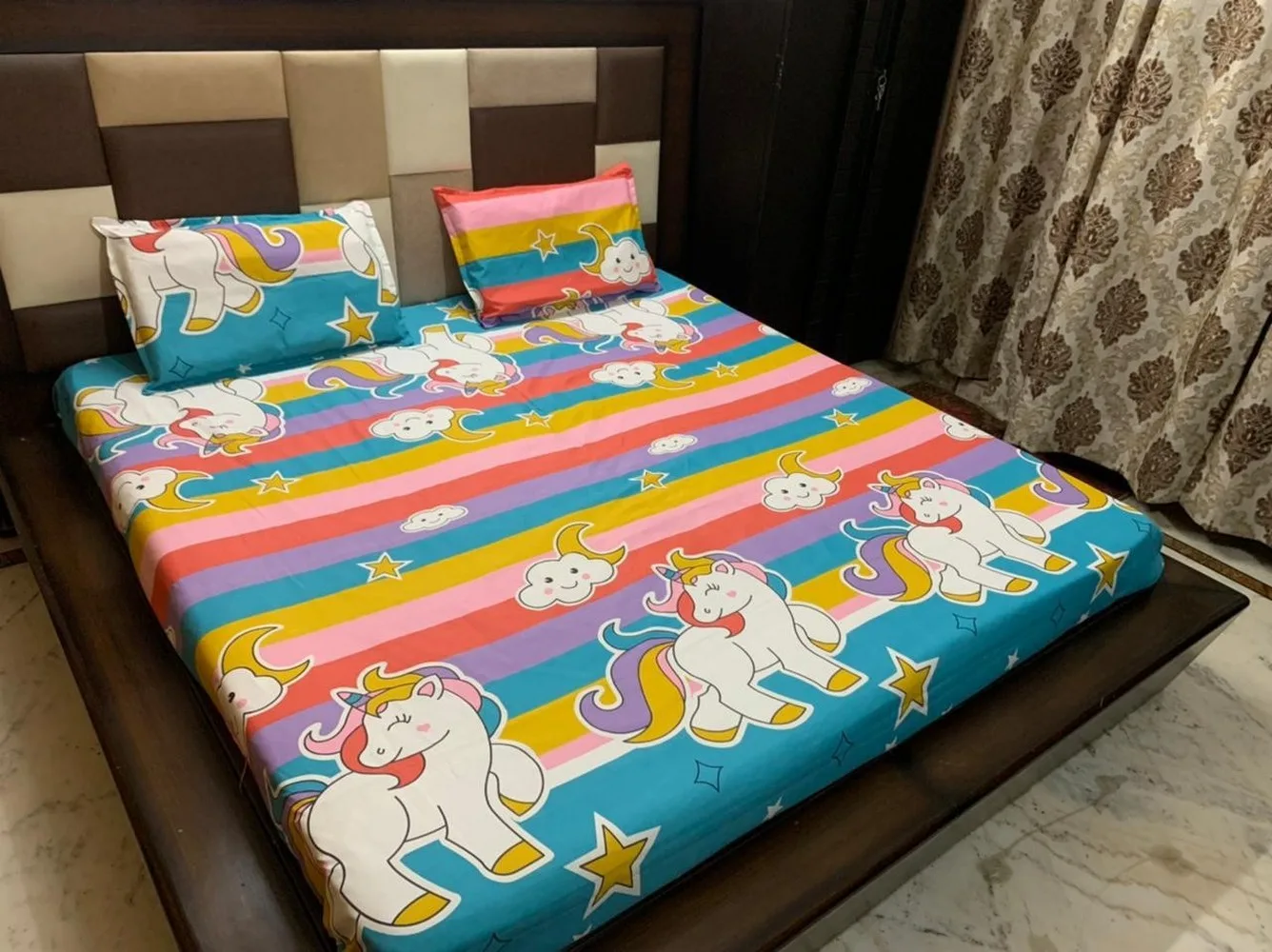 Bedsheet printed, Fitted, Elastic Corner, 90x100, Glace Cotton, 2 Pillow Covers, blue unicorn design