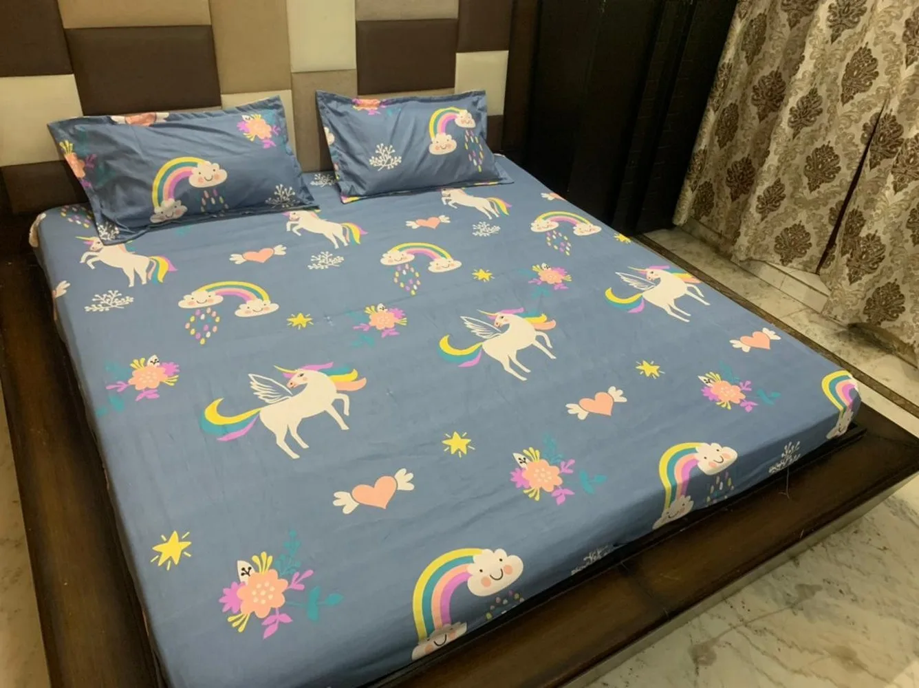Bedsheet printed, Fitted, Elastic Corner, 90x100, Glace Cotton, 2 Pillow Covers, grey unicorn design