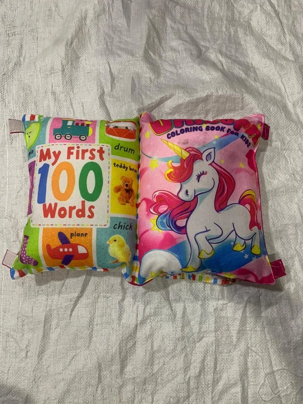 Learning book kids pillow, 100 Words, Unicorn