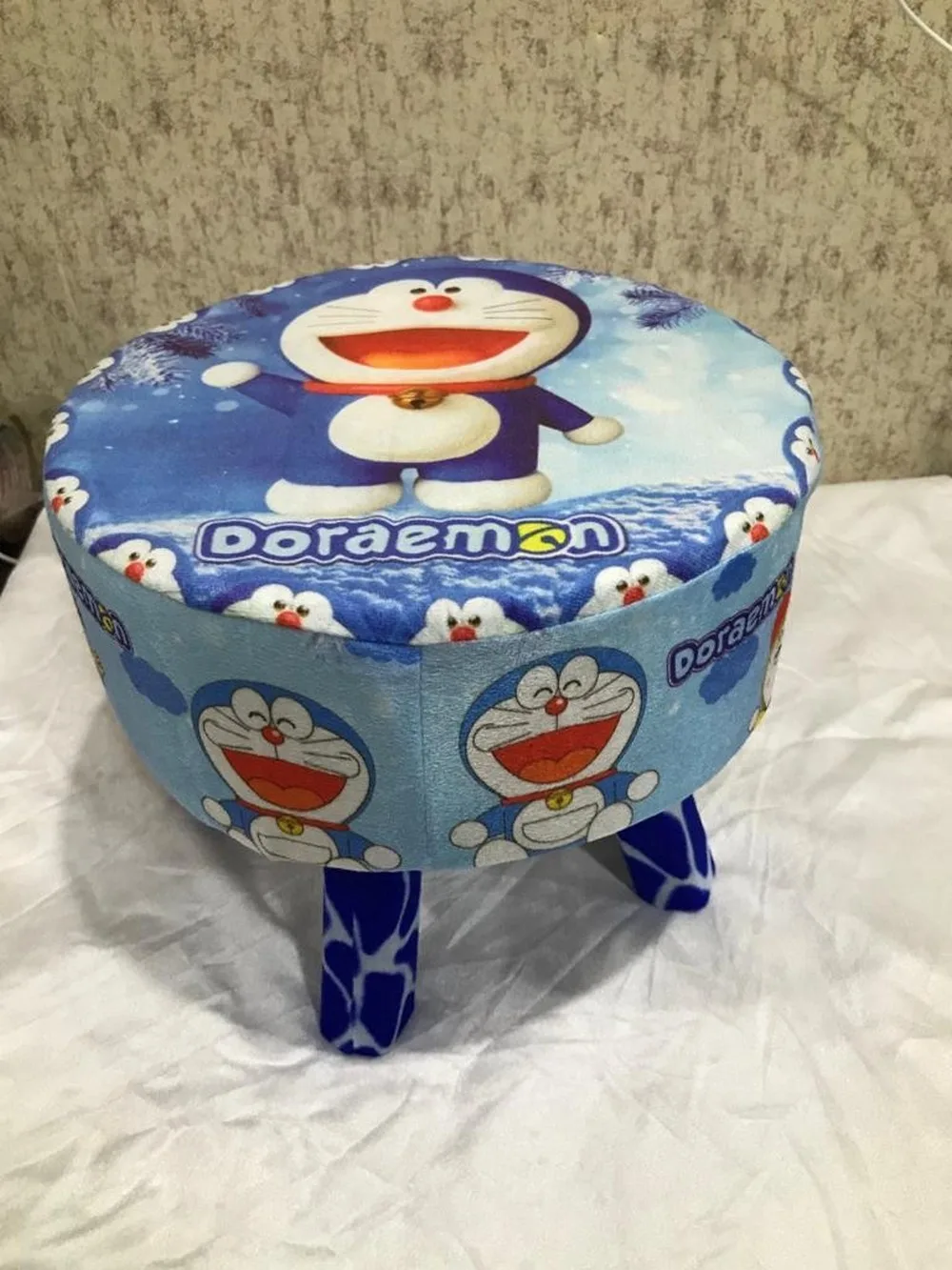 Cartoon printed stool kids, 12 inch with box, Doraemon