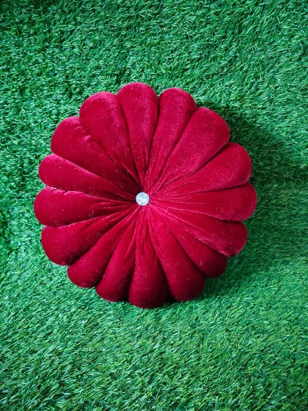 Button Rose round cushion, 14x14, red