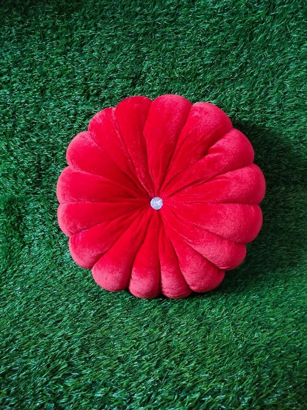 Button Rose round cushion, 14x14, pink red shade